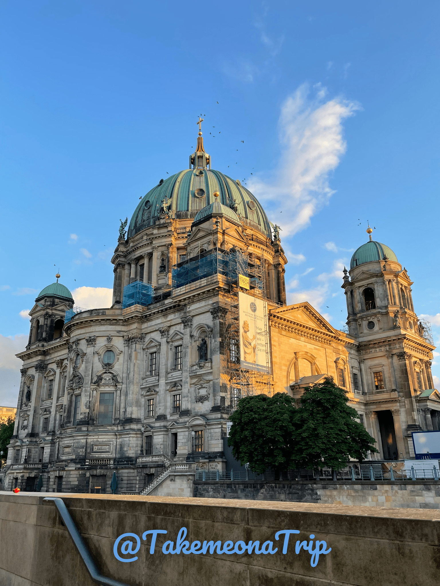 Duomo di Berlino al tramonto